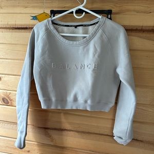 Balance Athletica Light purple cropped sweatshirt